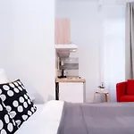 Lejlighed New Comfy At Convenient Location *